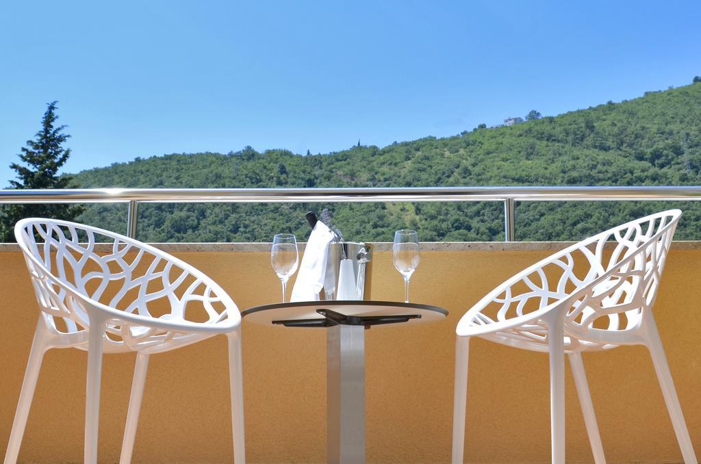 Hotel Villa Privileggio Mošćenička Draga Zimmer foto