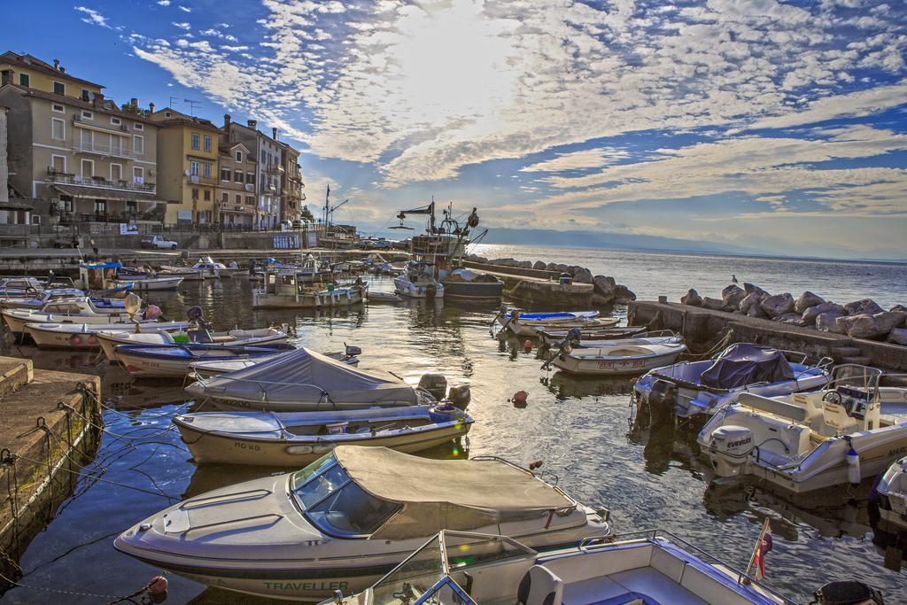 Hotel Villa Privileggio Mošćenička Draga Exterior foto